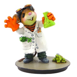 Mad mouse scientist with two frogs and flask