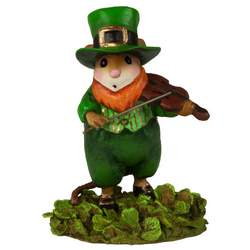 Mouse with beared, dressed for St. Patrick's day, plays fiddle.
