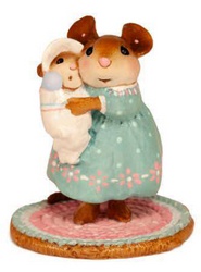 Mother mouse with baby (boy)