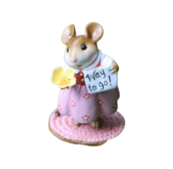 Mother mouse holding a sign and a flower