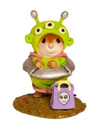 Mouse dressed as an alien with Trick or Treat bag