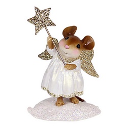 A proud little angel depicts the North Star guiding the way