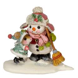 Girl mouse with Snowman